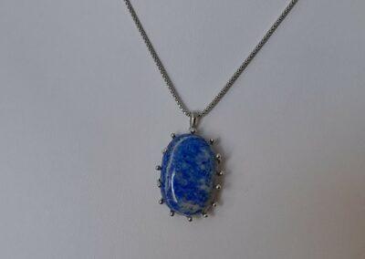 grand lapis lazuli   62 euros